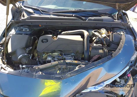 2019 Chevrolet Malibu Lt from USA, damaged, VIN 1G1ZD5ST8KF182099